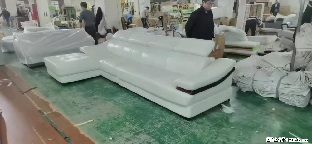 【大厂仿真皮沙发】实木框架,高回弹海绵45密度。全新包装,质量非常好,3.6米右贵妃 - 各类家具 - 居家生活 - 玉树分类信息 - 玉树28生活网 ys.28life.com