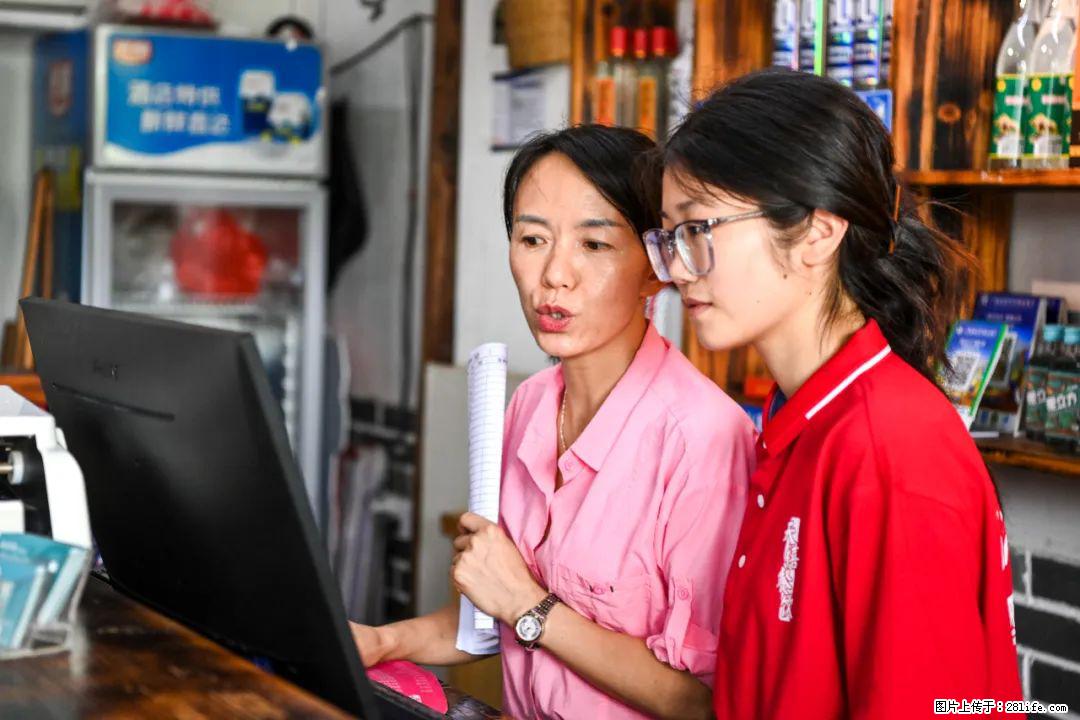 全网追的“扁担女孩”，找了一份暑假工，时薪12元 - 玉树生活资讯 - 玉树28生活网 ys.28life.com